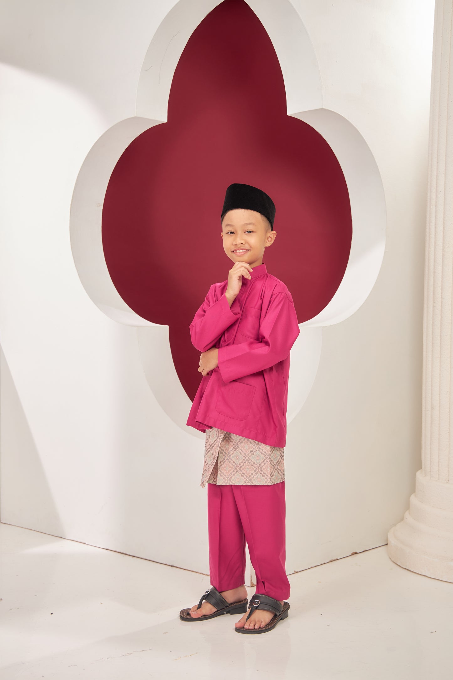 Yusoff 2024 Kids - Fuchsia