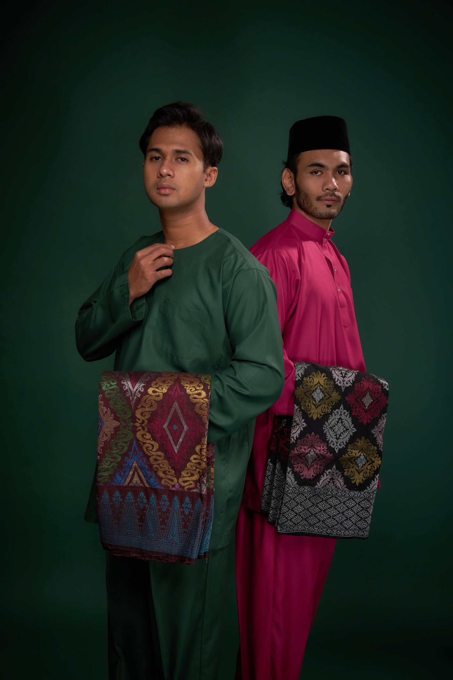 Yusoff Dewasa 2025 - Fuchsia