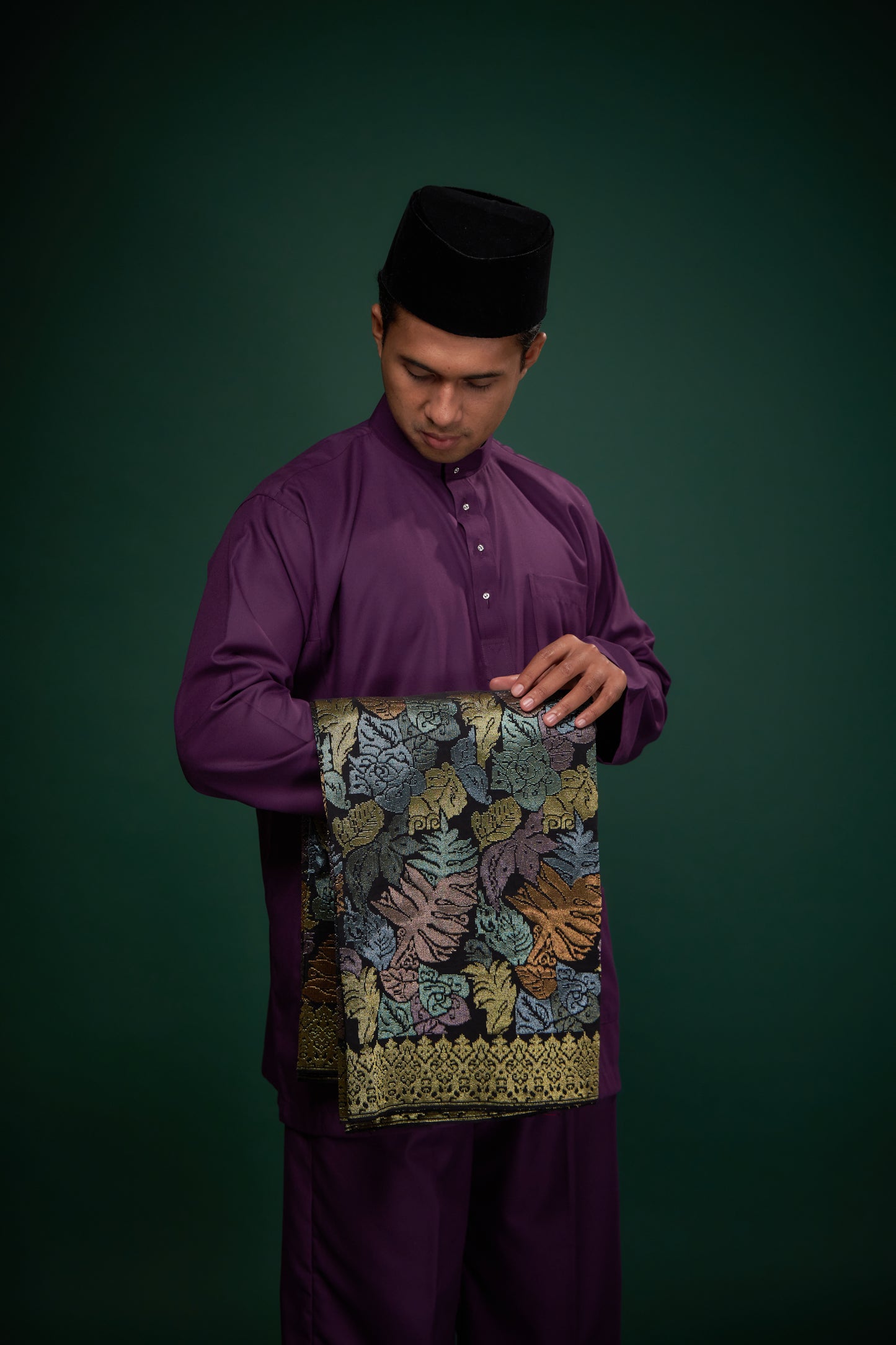 Yusoff Dewasa 2025 - Dark Purple