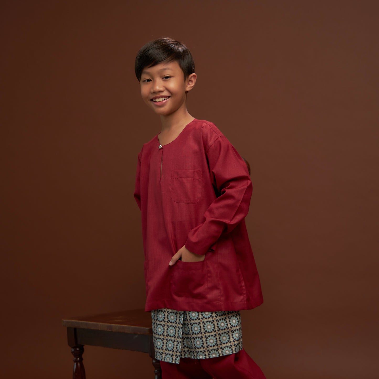 KecheekRhu - Red 2024