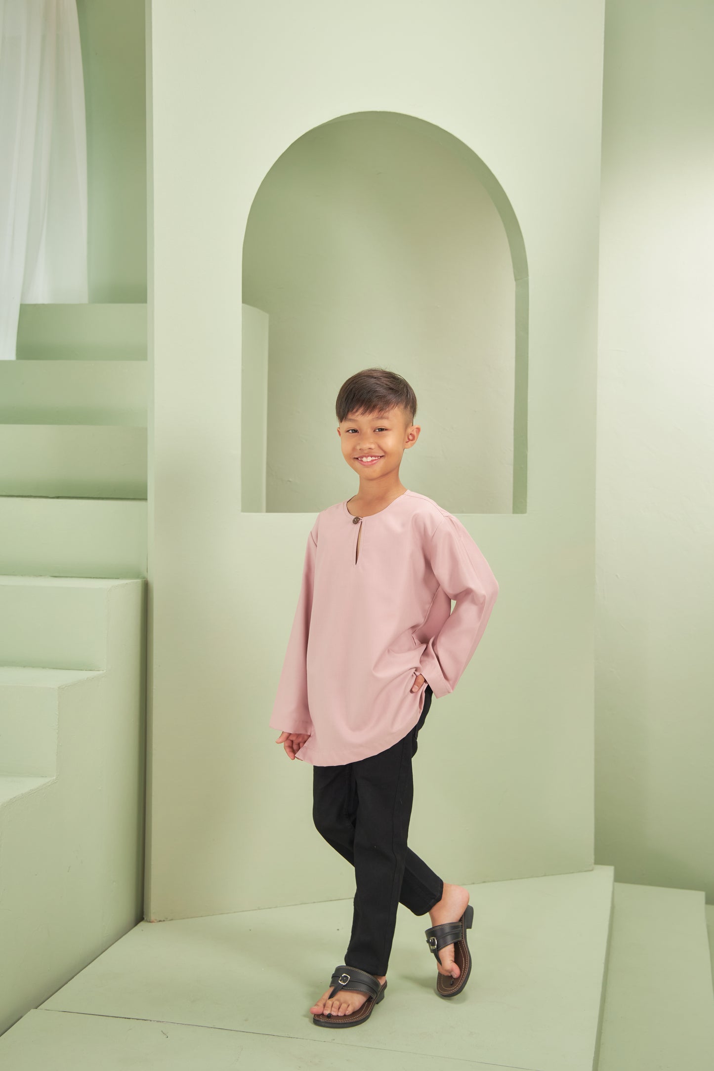Kurta Yusoff 2024 - Nude
