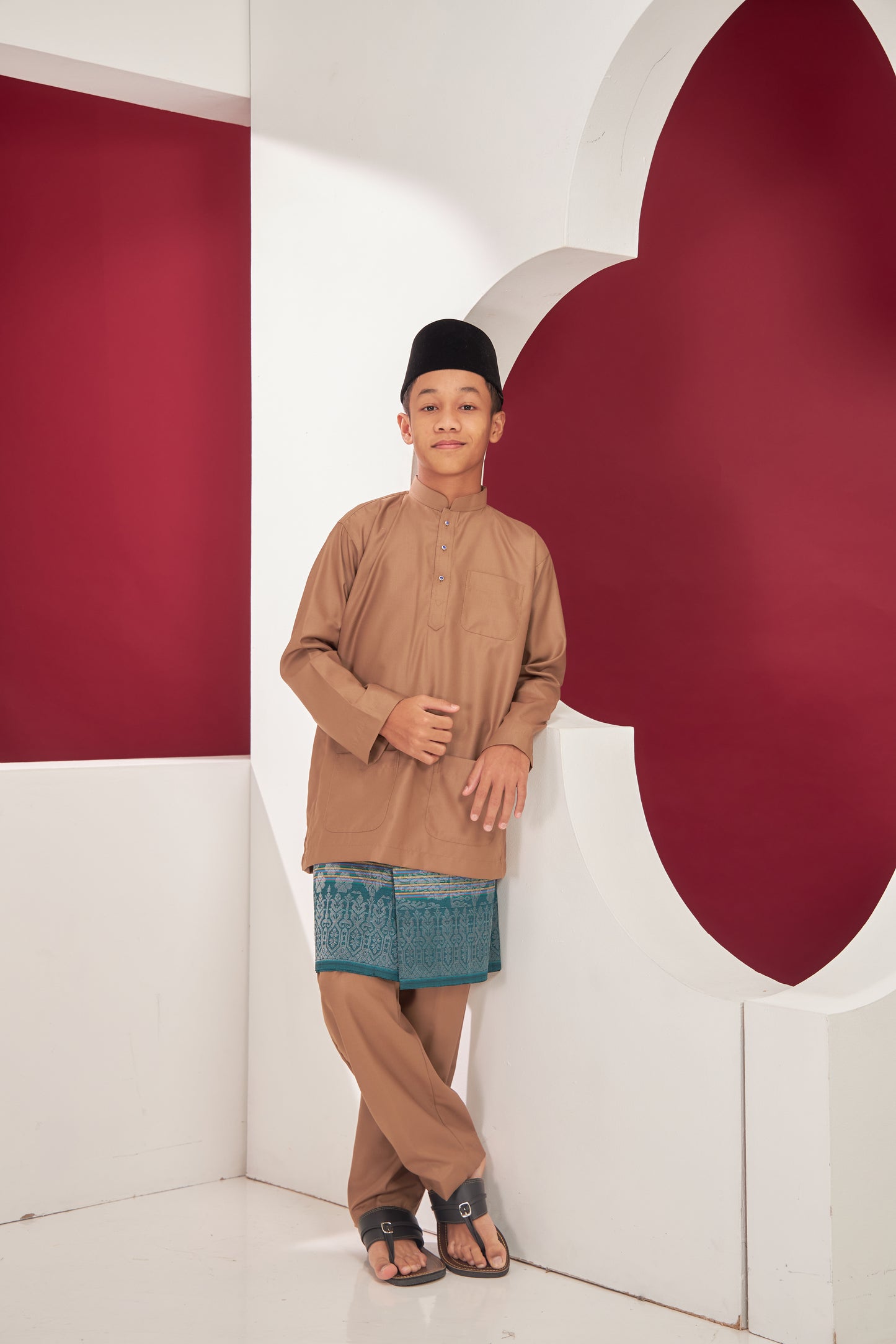 Yusoff 2024 Kids - Dark Brown