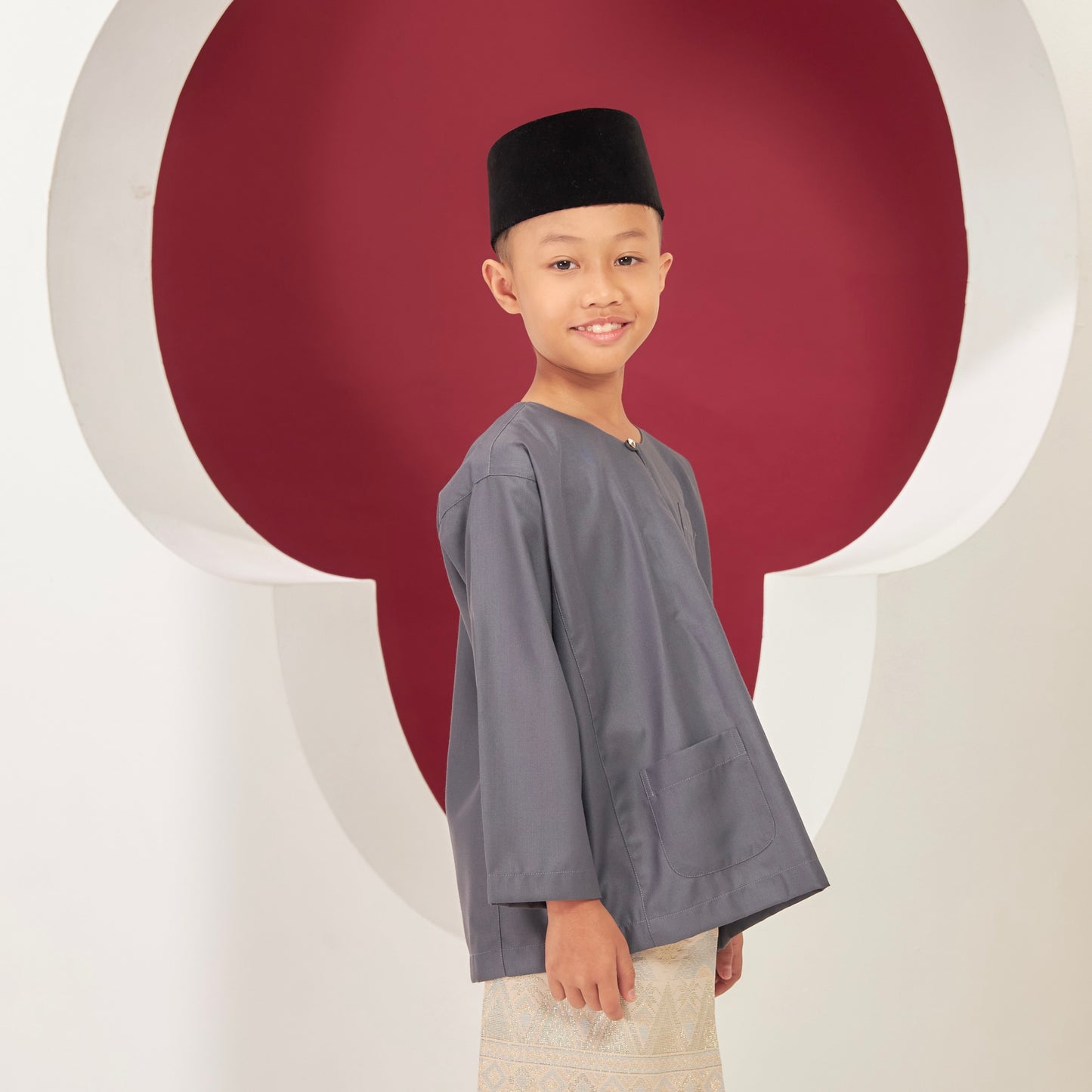 Yusoff 2024 Kids - Dark Grey