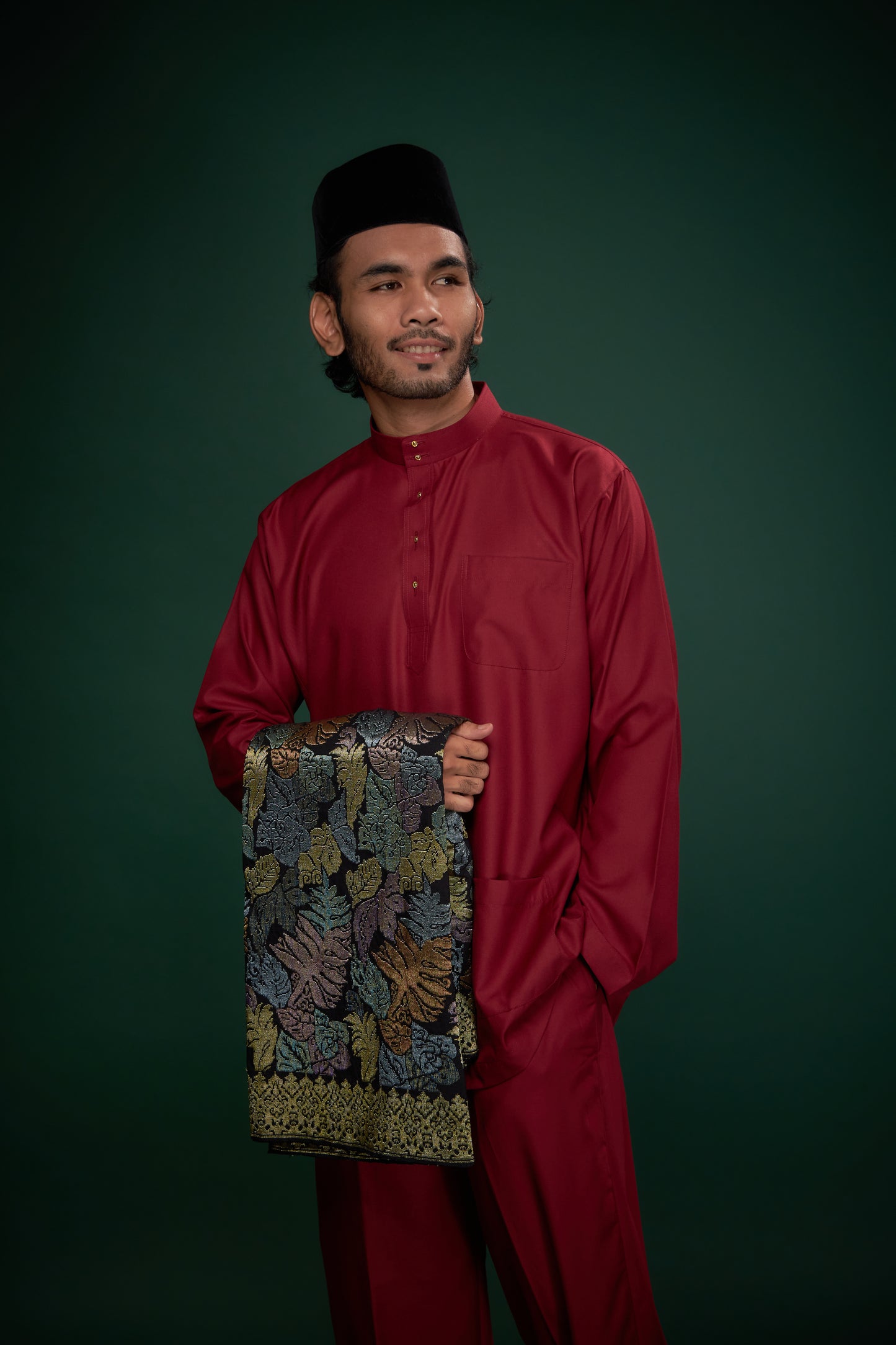 Yusoff Dewasa 2025 - Maroon