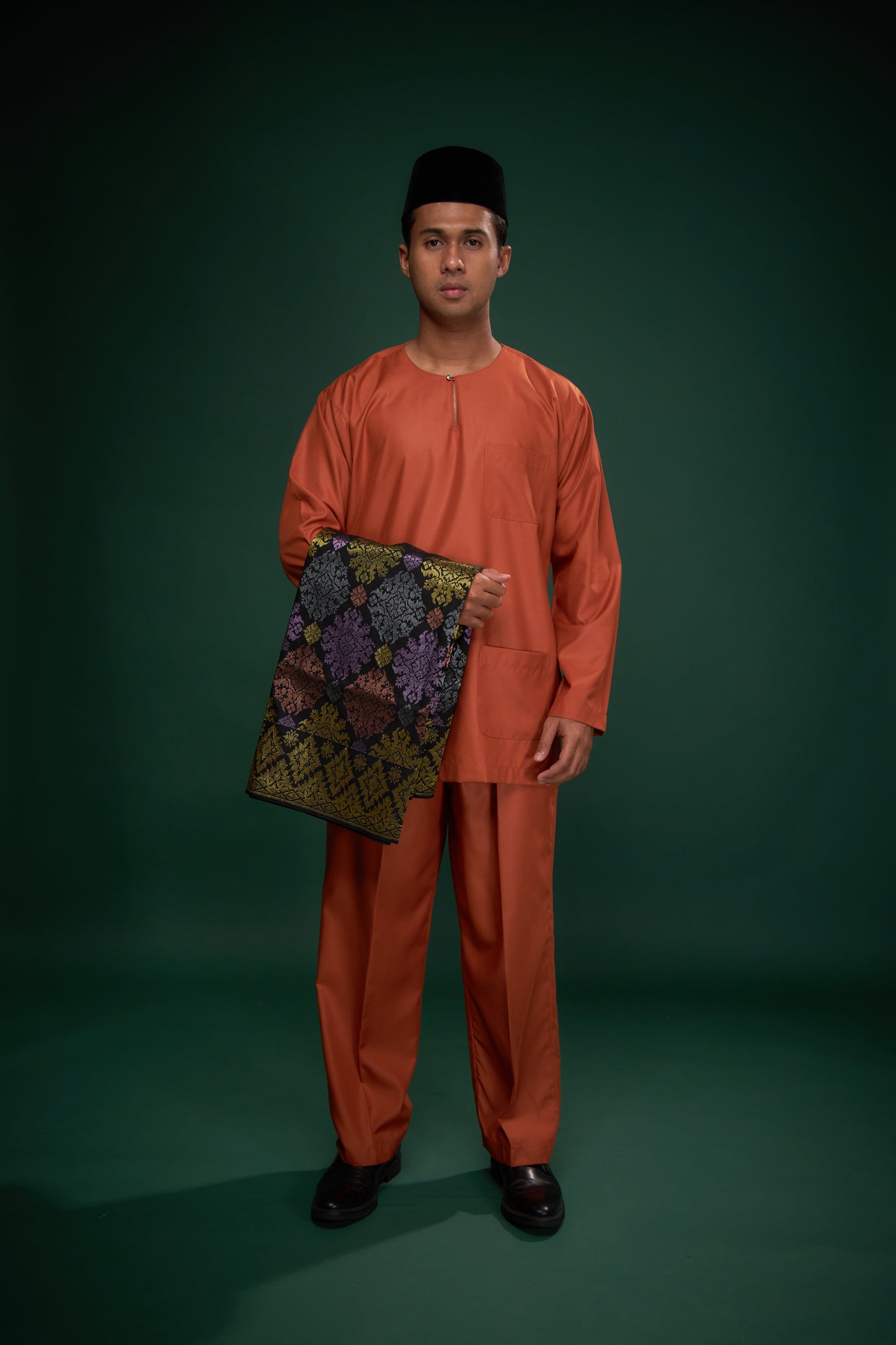 Yusoff Dewasa 2025 - Brick Orange