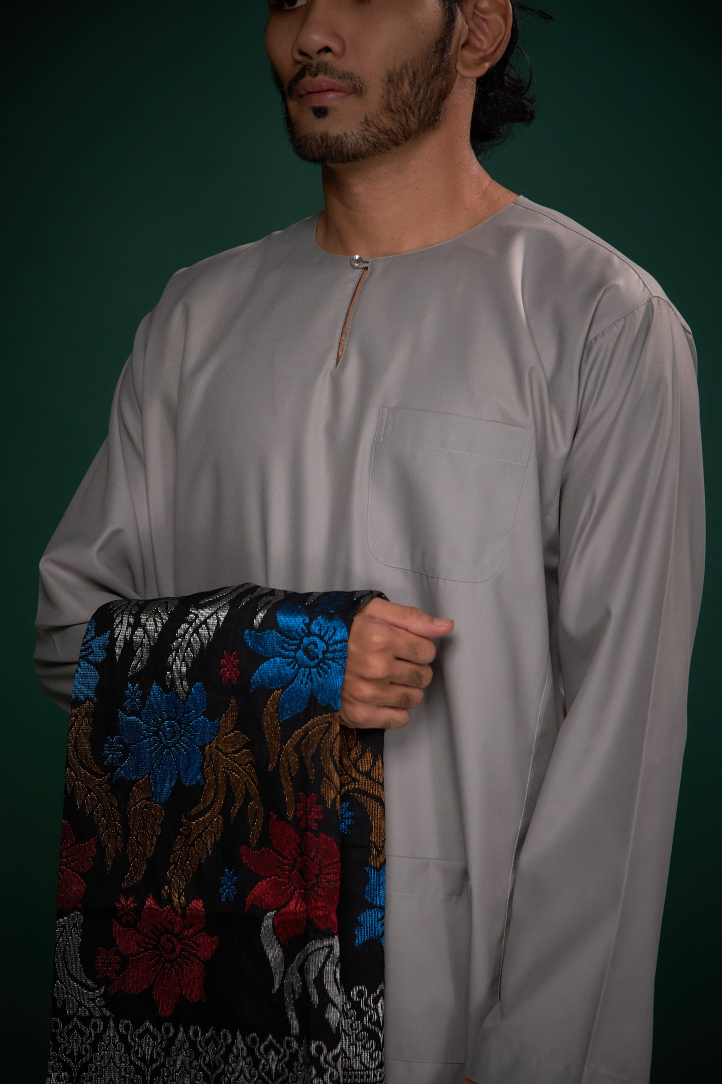 Yusoff Dewasa 2025 - Grey