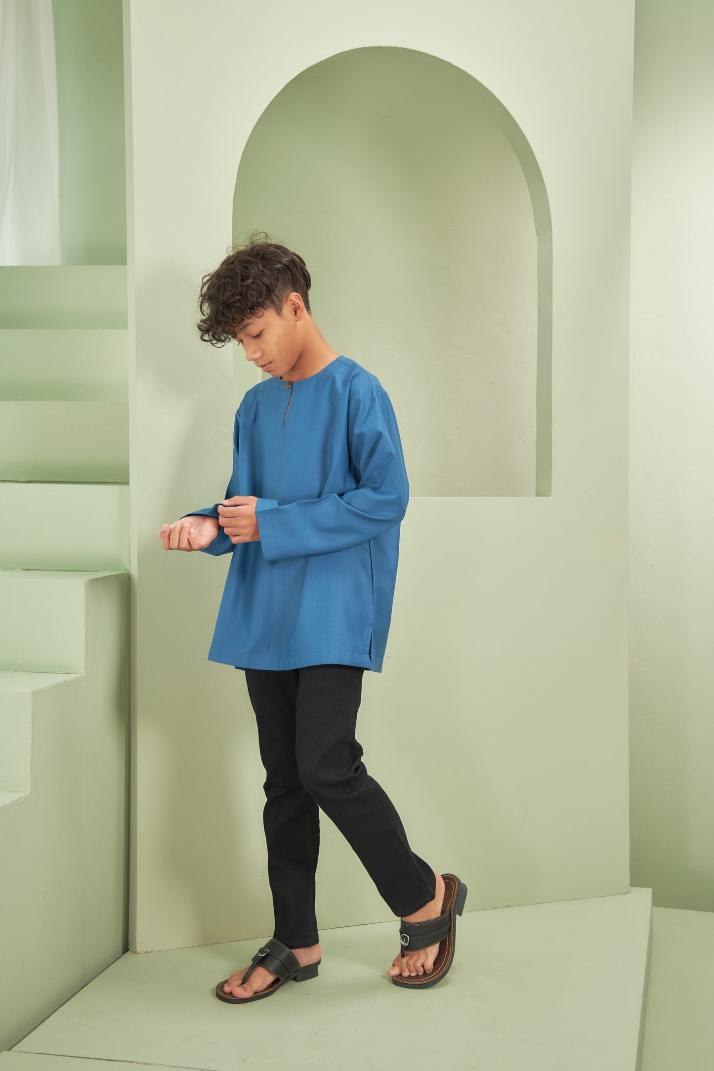 Kurta Yusoff 2024 - Light Ocean